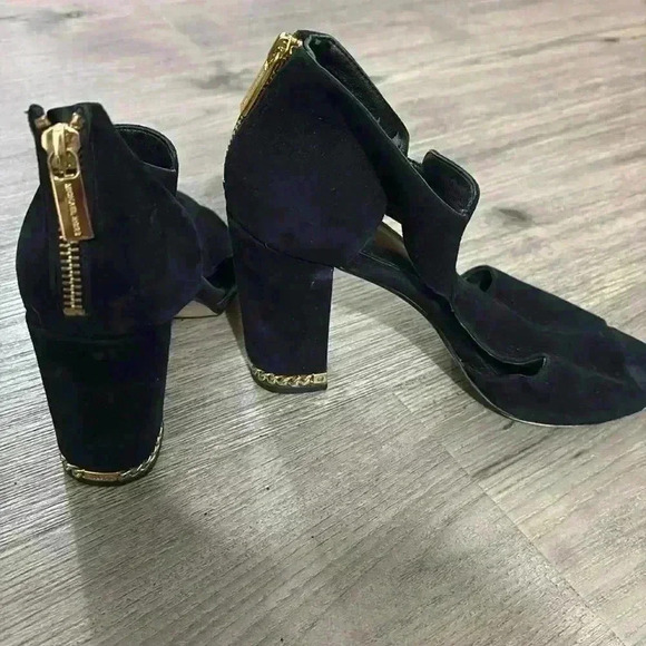 Michael Kors Black Suede Bock Heel Open Toe Bootie / Heel Size 6.5 - Picture 1 of 6